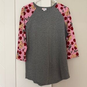 LuLaRoe Randy knit baseball tee Miss Piggy & Roses Pattern Medium